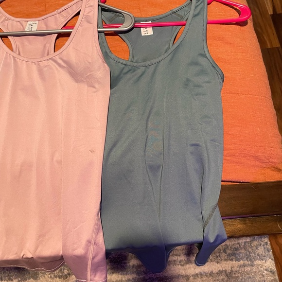 3 Pair of Compression Tank Tops NWOT - Picture 7 of 7